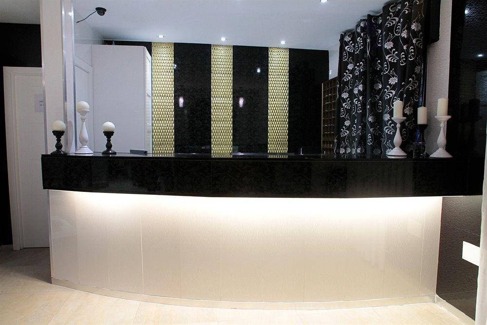 Hostal Los Angeles Madrid Eksteriør bilde
